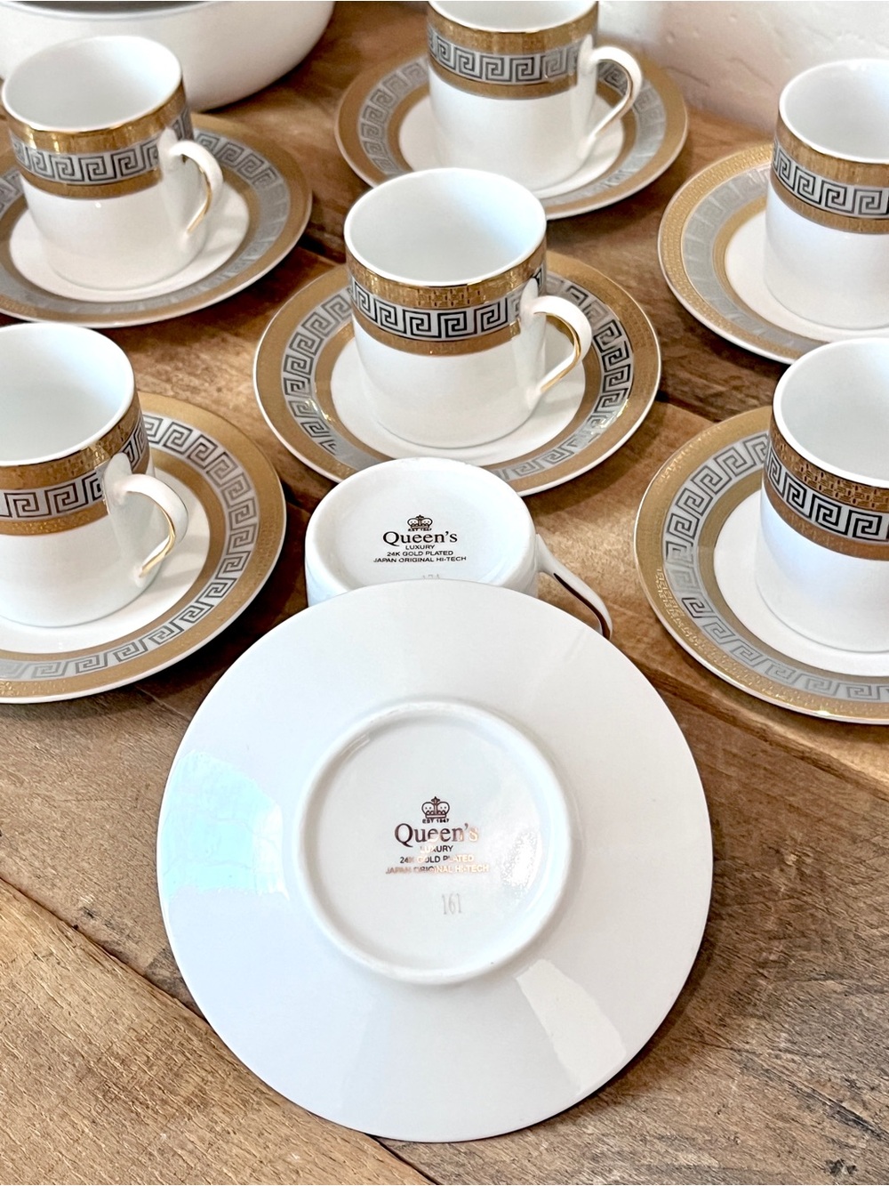 Queen's Luxury 24K Gold Plated Greek Key Demitasse Set of 8 - Japan - Picture 4 of 5